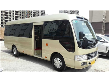 丰田考斯特13座